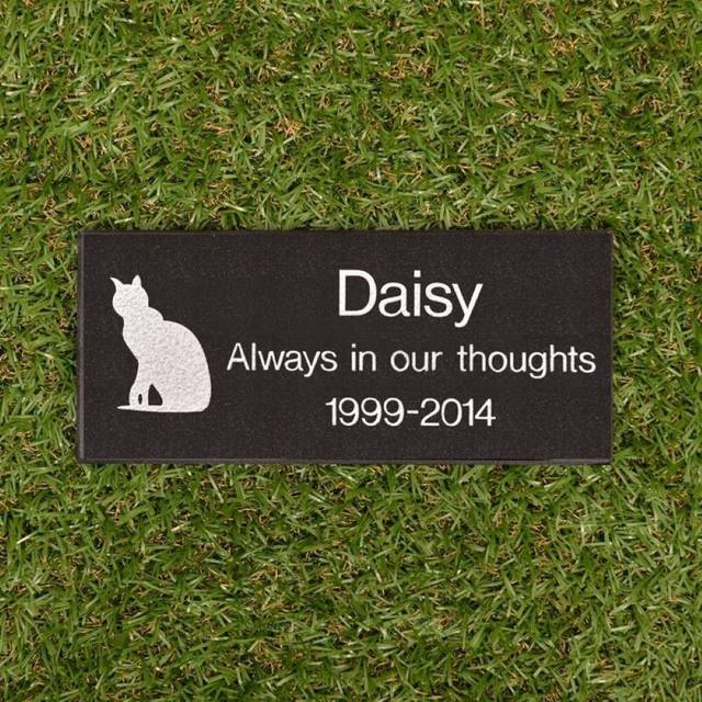 Granite Pet Memorial Plaque With Motif - 23 X 10Cm (10cm H X 23cm W X 2cm D)
