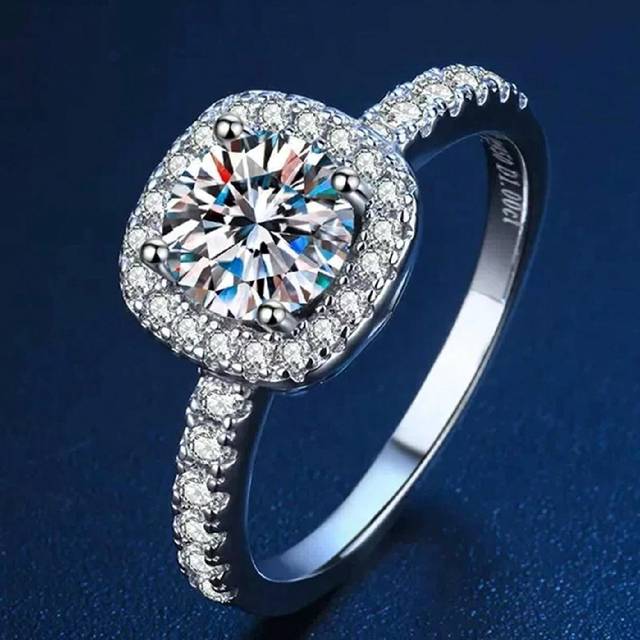 SHEIN 1pc S925 Sterling Silver 0.5ct Classic Square Moissan Diamond Engagement Ring Wedding Band Round Promise Ring Eternity Ring Wedding Anniversary Ring L