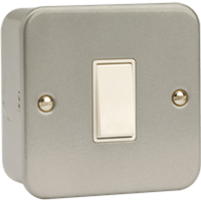 Click Scolmore Essentials Metal Clad 1 Gang 2 Way 10A Switch - CL011