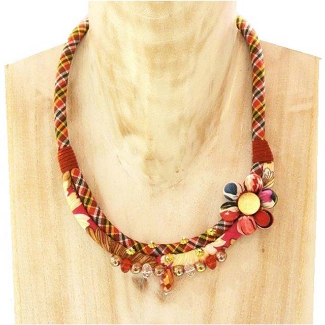 Les Trésors De Lily [R4268] - Handmade necklace 'Mistinguette' red (flower) - 40 mm red