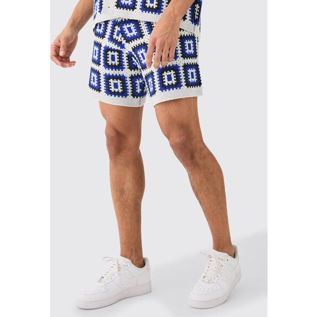 Relaxed Crochet Knit Short In White - S