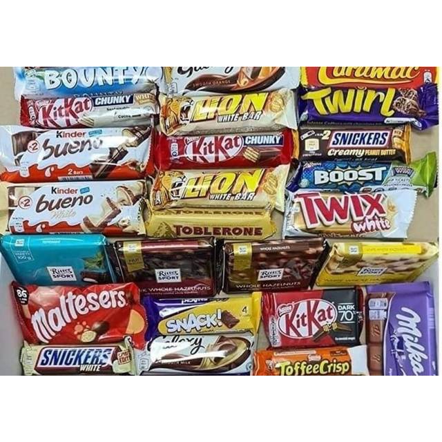 (Pack Of 10) Mega Mix Chocolate Gift Hamper Full Size  Bars