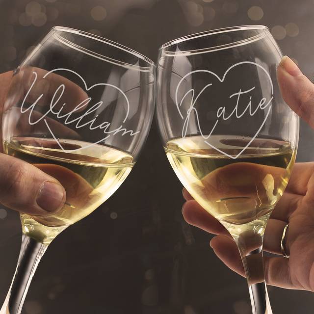 Personalised Heart Wine Glass Set - Clear