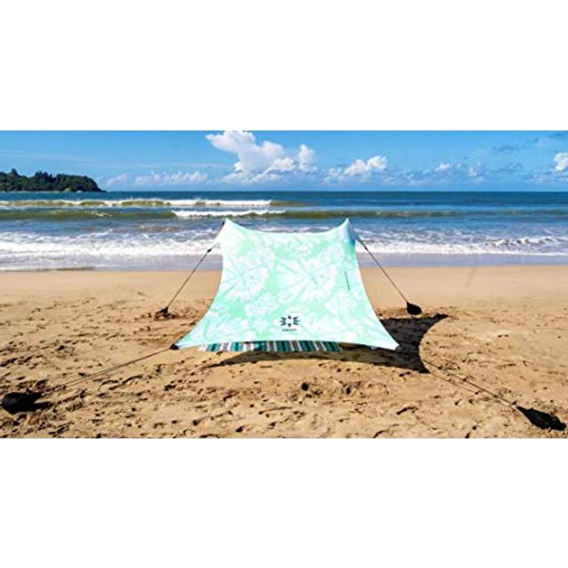 Neso Strandtält med sandankare, bärbart soltak – 2,1 m x 2,1 m – patenterat med förstärkta hörn för stabilisering (Mint Tie Dye)