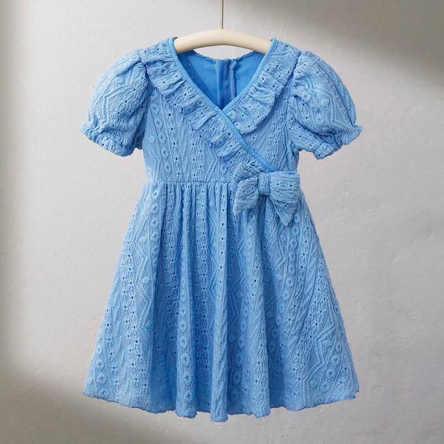 SHEIN Baby Girl Chic Vintage Embroideried Fabric V-Neck Dress With Ruffle Hem & Bowknot Decor For Spring/Summer