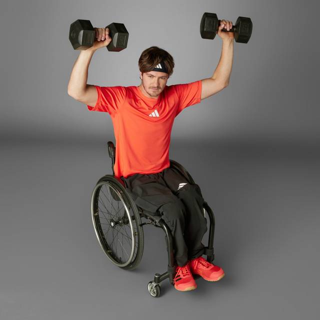 Adapt Workout T-shirt - Bright Red / White