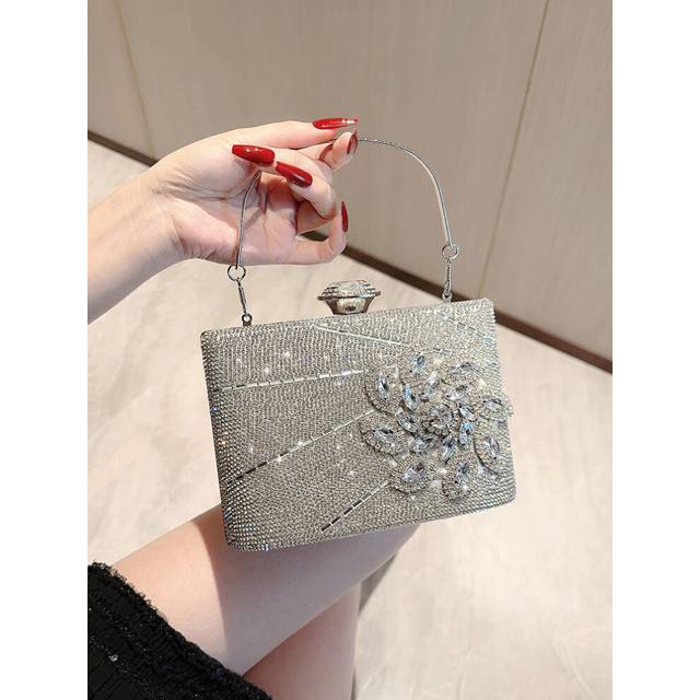 (Silver) Fashion Handbag Personality Design Birthday Party Wedding Style Banquet Minority