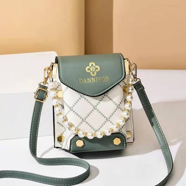 (Green) Handbag Pu Stylish With Beaded And Embroidered Details For Daily Wear