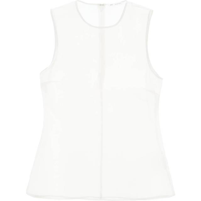 Sleeveless Tops
