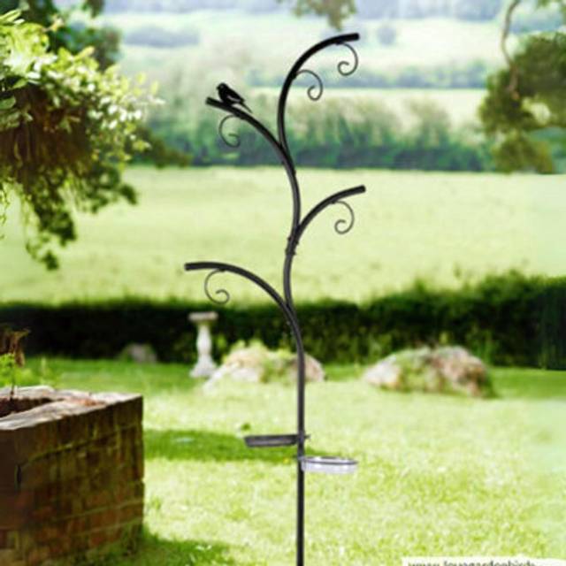 Garden Bird Feeding Station for Hanging Bird Feeders Hooks / Branches