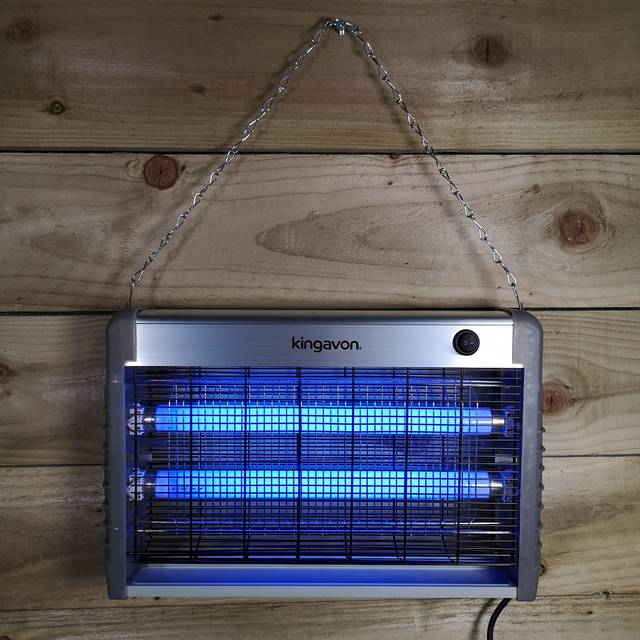 Samuel Alexander 20W Electrical Ultra Violet UV Insect Bug Killer Fly Zapper, Silver