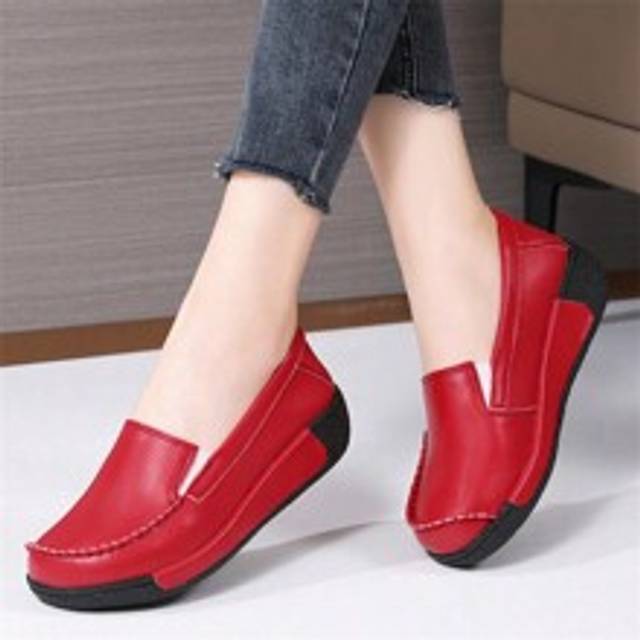 Casual Slip-On Platform Loafers för kvinnor, nya vår/höst tjocka sula kilskor, bekväma halksäkra moderskor för medelålders och äldre - Röd (CN35,CN36,CN37,CN38,CN39,CN40,CN41)