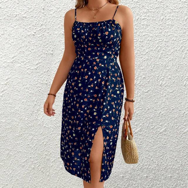 Calvaya Plus Size Women&#39;s Ditsy Floral Side Slit Casual Tank Dress, Vacation Style, Beach Outfits