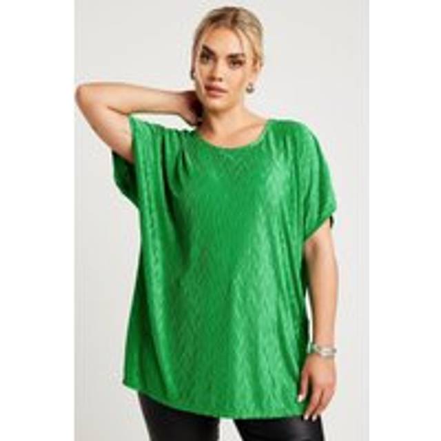 Yours Curve Green Zig Zag Plisse Top, Women's Curve & Plus Size, Yours - 18