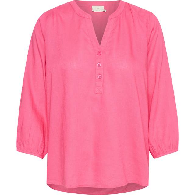 Milia Regular Fit Blouse - Hot Pink - Danish brand KAFFE has been offering timeless collections adorned with feminine details since 1993. The label offers a range of versatile, minimalistic styles that look and feel great, making your daily edit stylish and effortless.