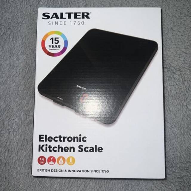 Salter 1150 BKDR digitala köksvågar, snygg glasdesign, matlagningsvåg för hem/kök, mäter vätskor och vätskor, metrisk/imperial, lägg till och vägfunktion, röd lättläst skärm, svart