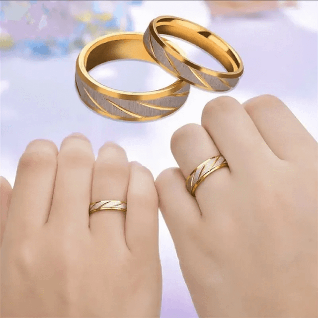 SHEIN Stainless Steel Couple Rings Gold-Color Wave Pattern Wedding Bands For Men & Women Engagement Jewelry Gift