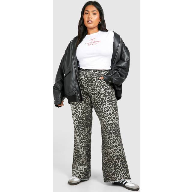 Womens Plus Leopard Straight Leg Jean - 26