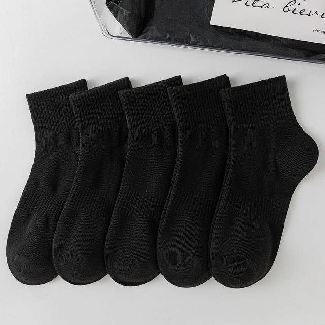SHEIN 5 Pairs Black Socks For Women, Korean Style Solid Color Mid-Calf Socks, Versatile Summer Socks, Unisex Long Socks For Sports, Autumn/Winter, Couples
