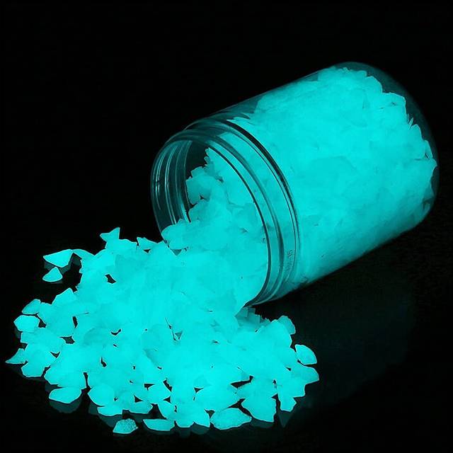 (Green, Chip (6-12mm)) Core Glow |Glow in the Dark Landscape Gravel