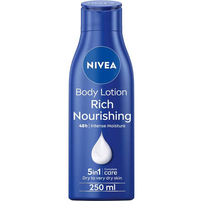 Nivea Nourishing Body Milk Med mandelolja· För torr hud · 250ml