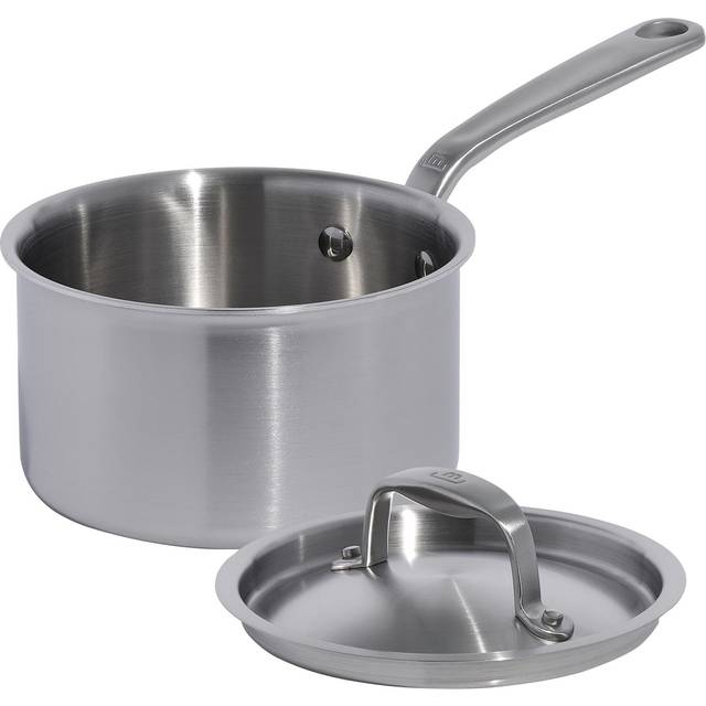 Made In Cookware - 2 Quart Stainless Steel Saucepan with Lid - 5 Ply Stainless Clad Sauce Pan - Professional Cookware - Crafted in Italy - Induction C