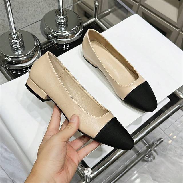 SHEIN Women&#39;s Low Heeled Chunky Pumps, Fashionable Versatile Old Coin Style Elegant French Casual Slip-On Shoes, Color-Blocked Flat Shoes, Low Heel