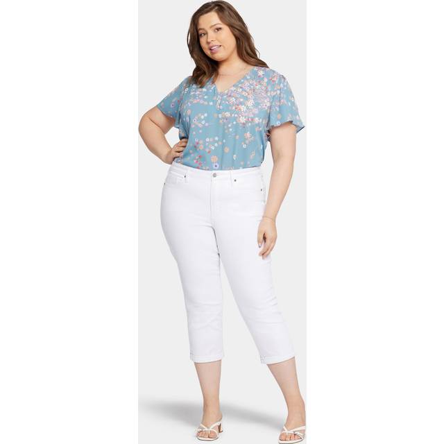 Nydj Plus Chloe Optic White Capri Jean