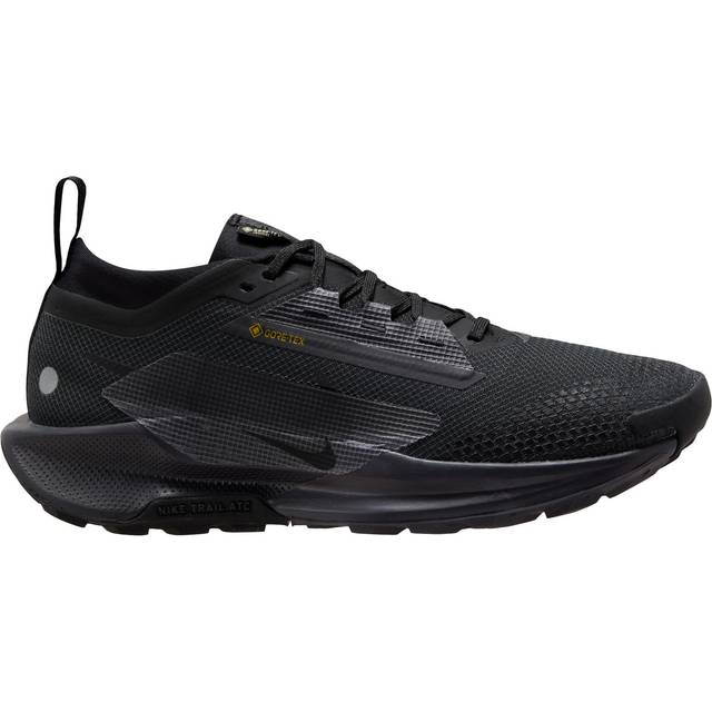 Nike Pegasus Trail 5 GORE-TEX Trainer - Black - Size 9