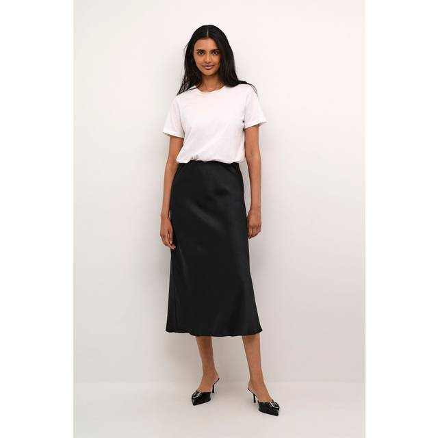 Lotte High-Rise Skirt - Black Deep - Danish brand KAFFE has been offering timeless collections adorned with feminine details since 1993. The label offers a range of versatile, minimalistic styles that look and feel great, making your daily edit stylish and effortless.