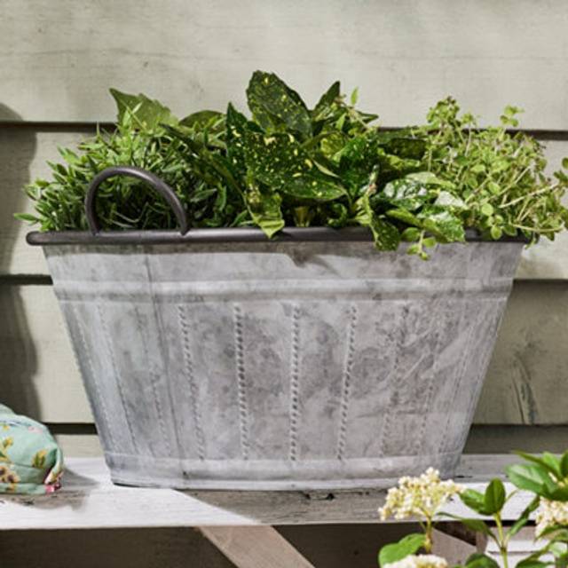 Vintage Style Round Rippled Grey Galvanised Trough Bucket Flower Pot with Handles Embossed Oval Garden Planter (Dia) 29cm, (H)55cm - One Size