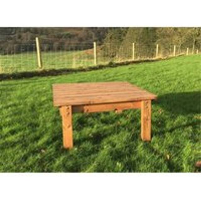 Traditional Deluxe Coffee Table