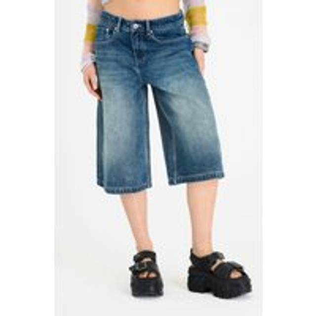 The Ragged Priest Dirty Wash Atomic Jorts Shorts Size: 26" Colour: Blue