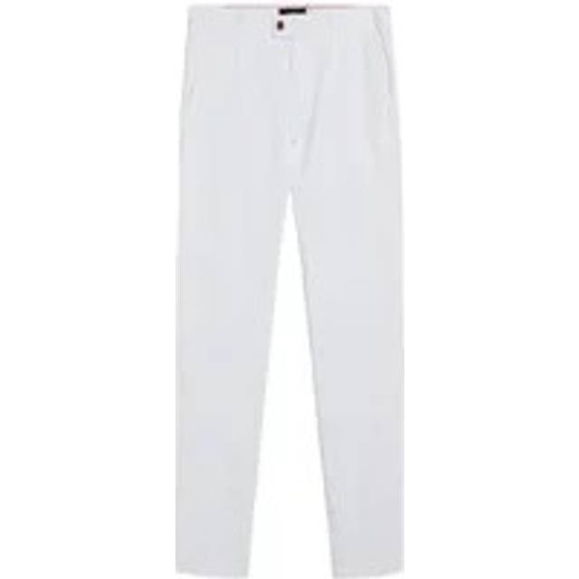 Chinos
