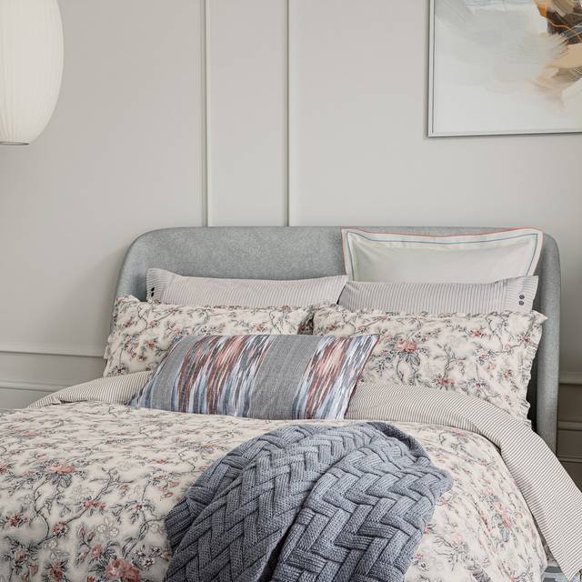 Estelle Square Pillowcase Pairs Chambray /Pink