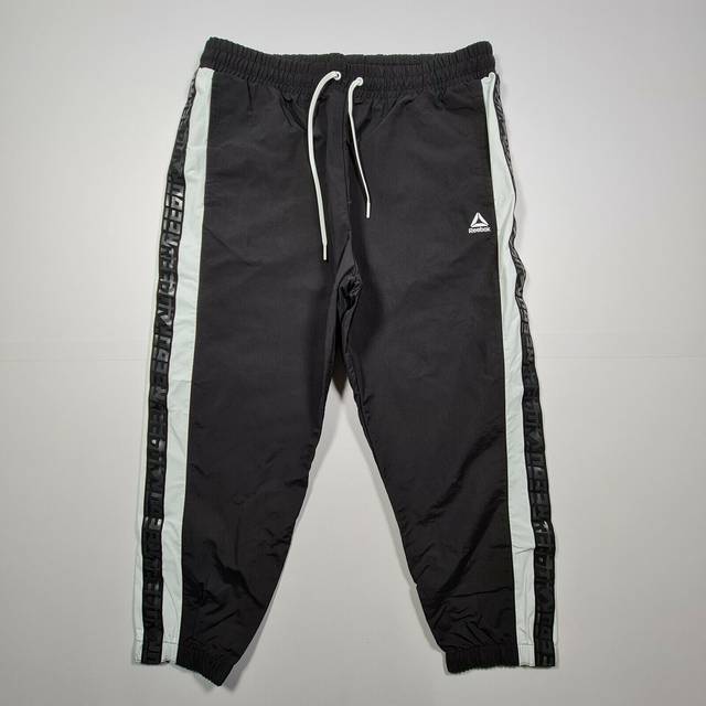 Reebok womens joggers black large lightweight tapered 7/8 woven pants