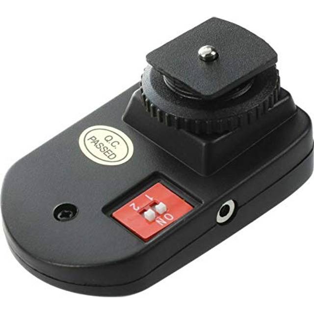 Wireless 4 Channels Practical Flash Trigger Transmitter With 2 Receivers Set