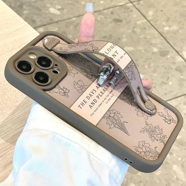 SHEIN Minimalist Vintage Floral Perforation Non-Slip Phone Case Compatible With Apple Waterproof Shockproof Anti-Fall Scratch Resistant