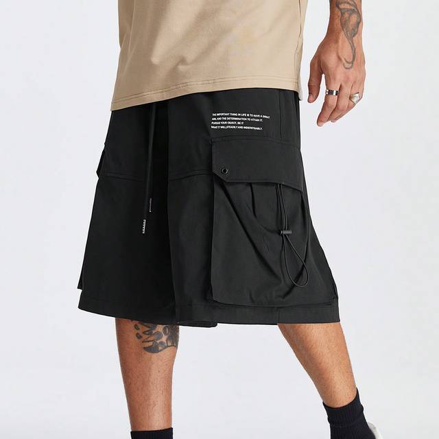 Manfinity Men&#39;s Loose-Fit Straight Shorts With English Print Pattern Suitable For Summer