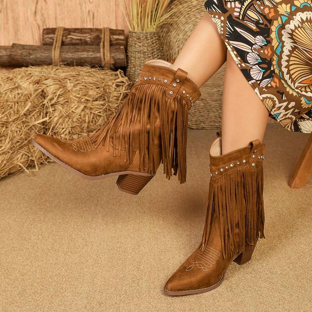 Styleloop Fashionable Women&#39;s Chunky Heel Studded Tassel Mid-calf Boots