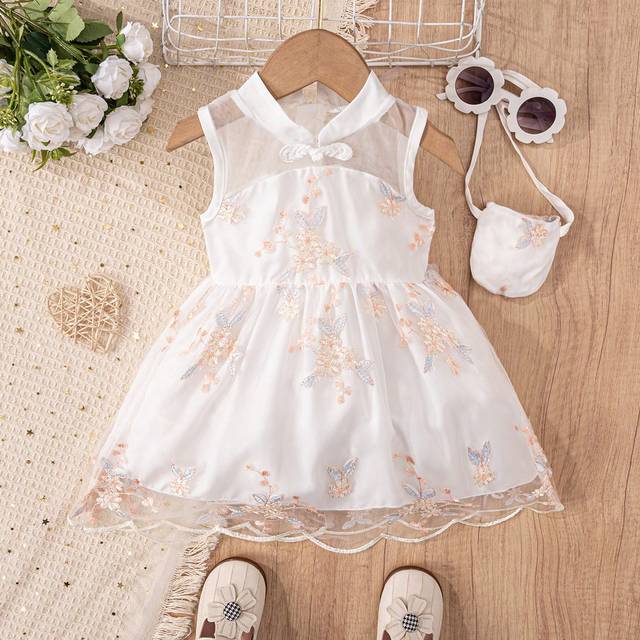 SHEIN Baby Girl Chinese Style Embroidered Decor Dress