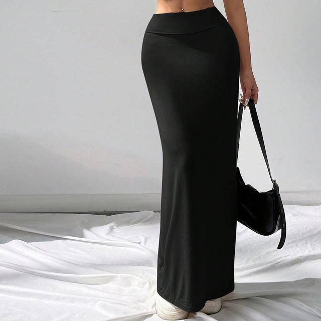 SHEIN Women Black Knit Slim Fit Pencil Skirt