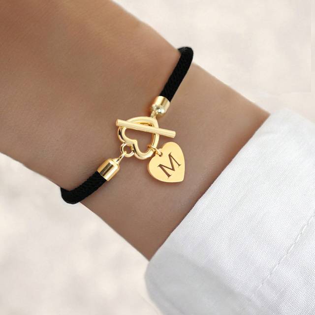 SHEIN 1pc New Classic Gold Color Stainless Steel Heart Hollow Initial Adjustable Rope Bracelet For Women