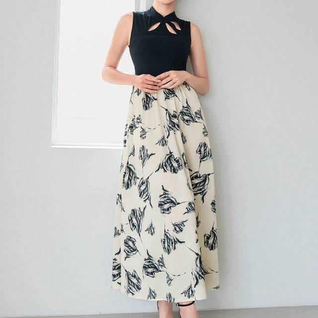 SHEIN Women New Chinese Style Stand Collar Knitted Floral Print Dress With Patchwork