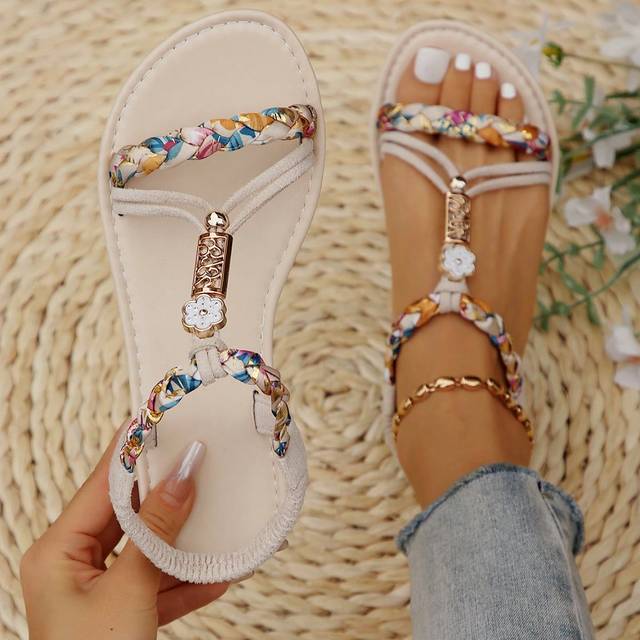 SHEIN Women&#39;s Vintage Style Beaded Sandals, Flat Woven Casual Outdoor Slipper Valentines