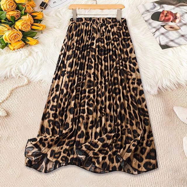 SHEIN Women&#39;s Leopard Print Pleated Skirt Maxi Women Outfit