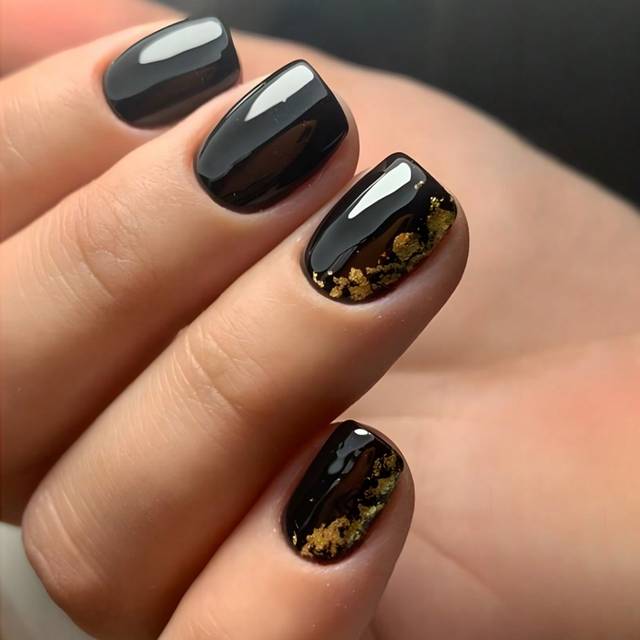 SHEIN 24pcs Short Square Black Metallic Gold Foil Simple False Nail Tips Manicure Set - Suitable For Women And Girls Press On Nails