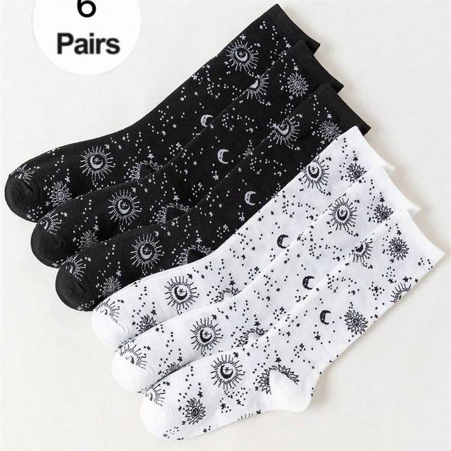 SHEIN 6 Pairs Black And White Stars, Sun, Moon And Retro Odor-Resistant Breathable Sweat-Absorbing Extended Lady Mid-Calf Socks