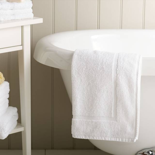 Hotel Pure Luxury Picture Frame Bath Mat - White