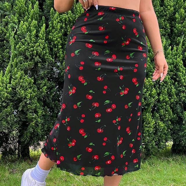 SHEIN Women&#39;s Plus Size Cherry Print Mesh Fabric Casual Skirt With Asymmetric Hem For Summer Daily Wear